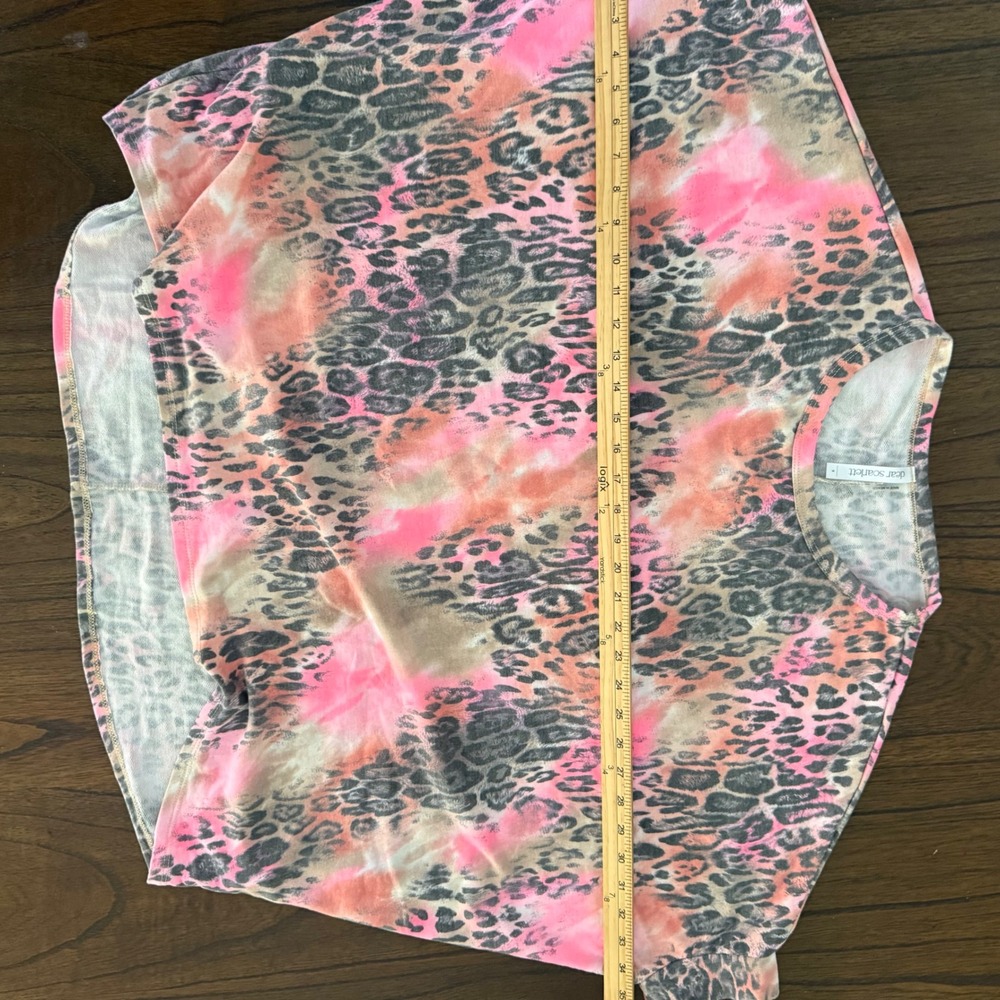 Dear Scarlett Pink Leopard Tie Dye Dolman Sleeve Oversized Top Small - Picture 6 of 7